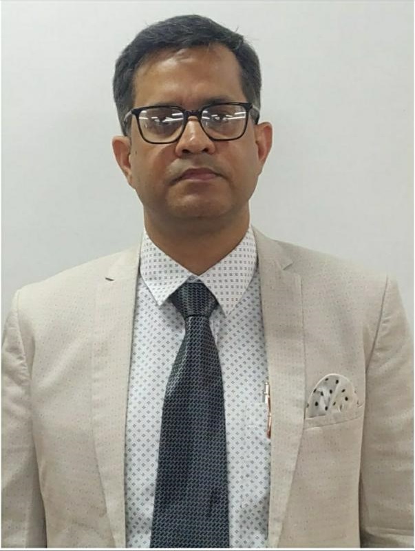  Asjad Usmani   (Assoc. Prof.  Dr)